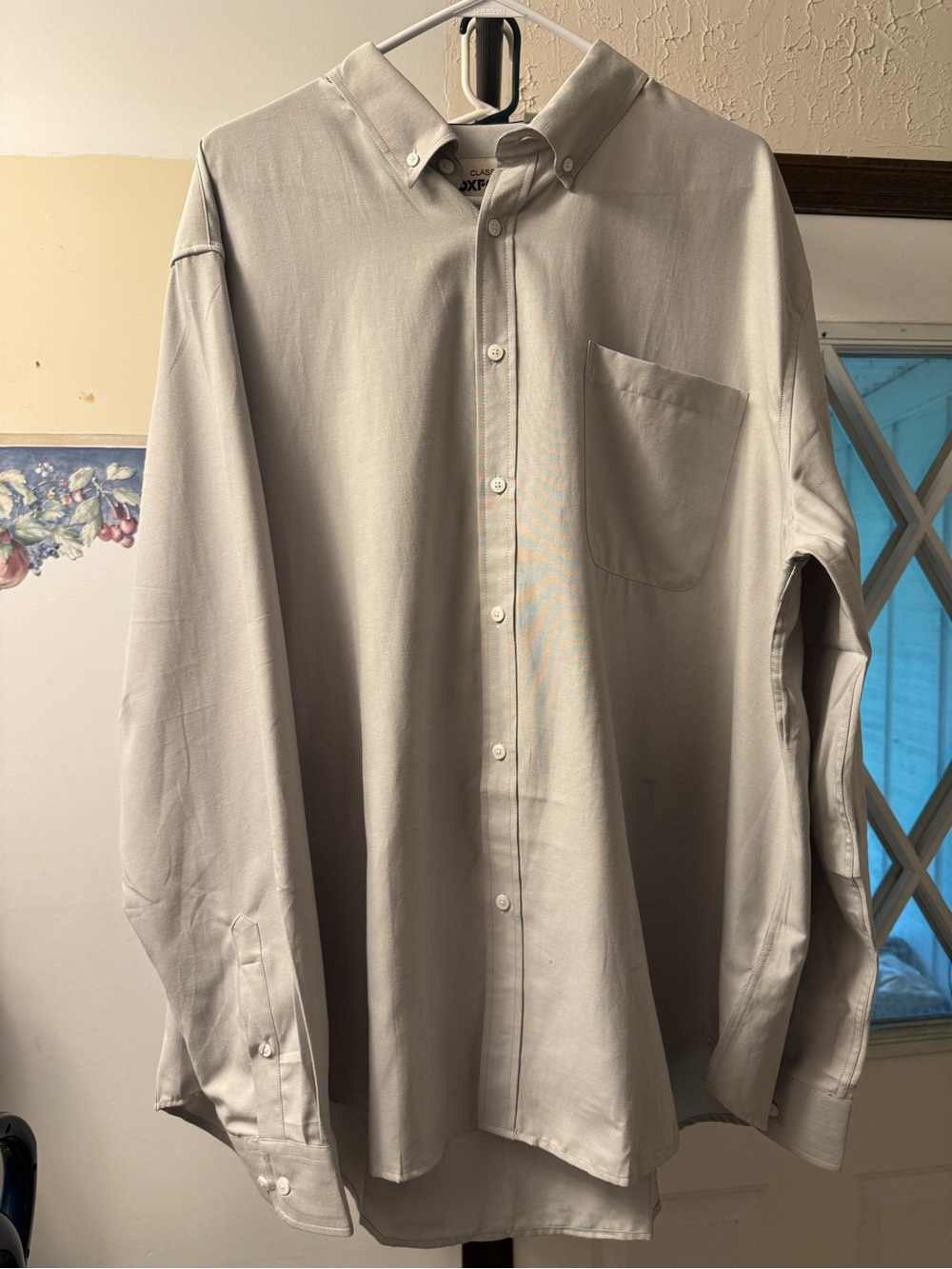 Oxford Men's Light Gray Button-Front Dress Shirt